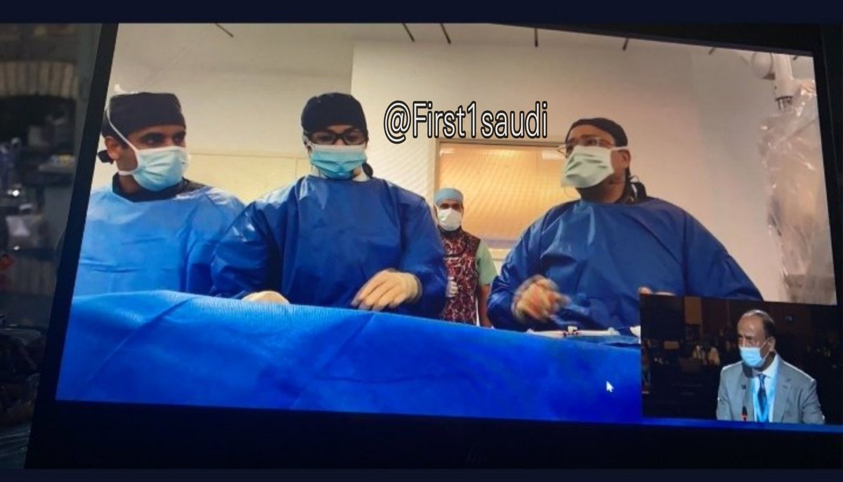 بث مركز الملك فيصل لأمراض القلب وقائع قسطرة قلبية معقدة على الهواء مباشرة لأحد أكبر مؤتمرات العالم المقام حاليا بأمريكا
وقام الفريق بقيادة د.وائل القشقري
بزراعة صمام أورطى بالقسطرة بطرق فنية حديثة لمريض
وتوسيع صمام رئوي بالقسطرةبالبالون الموسع لآخر
وسط إعجاب المختصين حول العالم