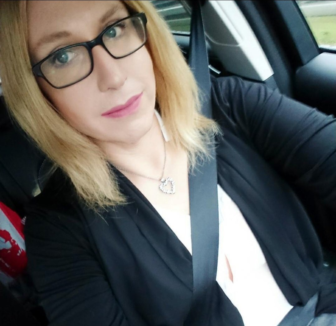 Jenni_Sharon1's tweet photo. Make big plans in life and achieve The things out of your strive That will be the real achievement That will surely make your life When you know that your hard work will pay Wishing you good luck all the way You can do it!
HAPPY SEPTEMBER 😊 https://t.co/hMjBw5Eau5