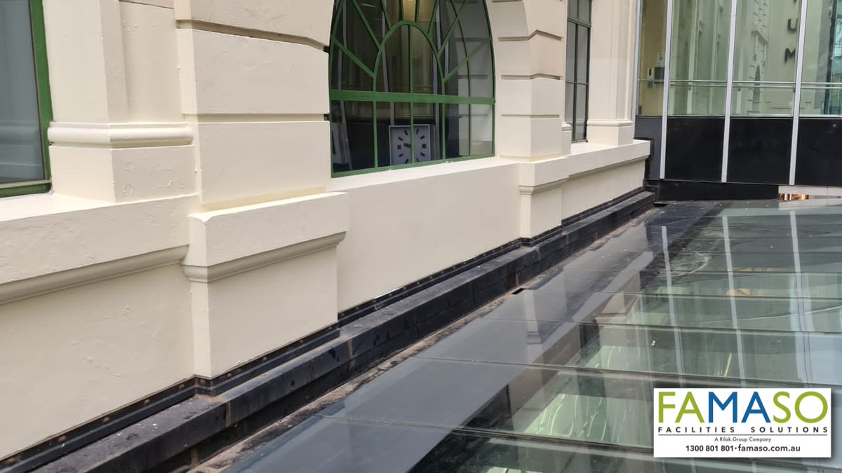 FAMASO5's tweet image. Graffiti Removal.

We aim to keep our client properties free of graffiti &amp;amp; quickly and safely restore surfaces to their intended beauty.

#famaso #FAMASOFacilitiesSoultions #Servicefarm #Specialisedcleaning #PeriodicalCleaning #Commercialcleaning #Facadecleaning #graffiti