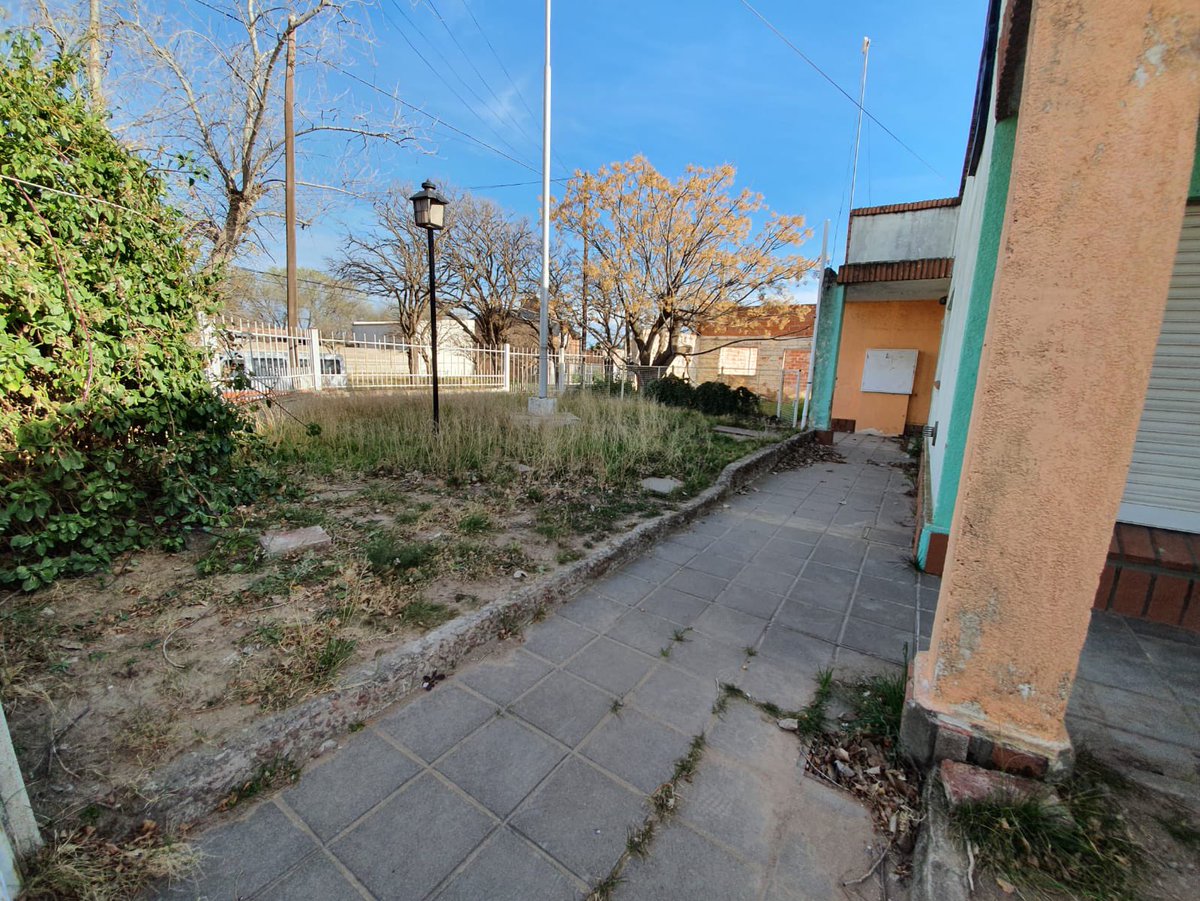 QUE NO GANE EL ABANDONO 

🚶🏻‍♀️🚶🏽Recorrimos Nueva Belgrano y nos encontramos un barrio abandonado: una sala médica cerrada, una plaza parchada y descuidada. 

🟢¡Este 12 de septiembre tenemos la oportunidad que la agenda local de los vecinos sea la que gane! #CortáBoleta