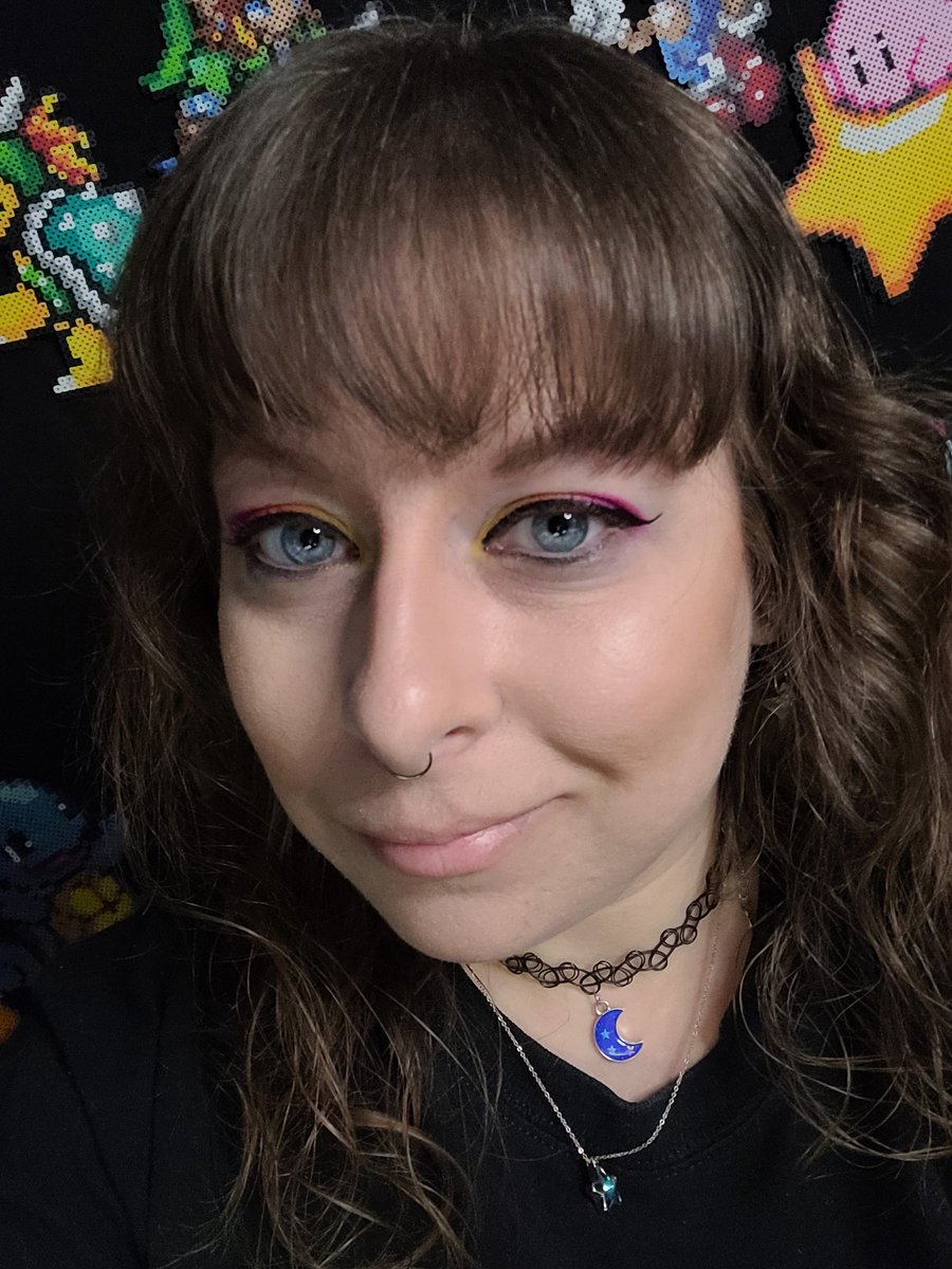 StargazerVictoria tweet media