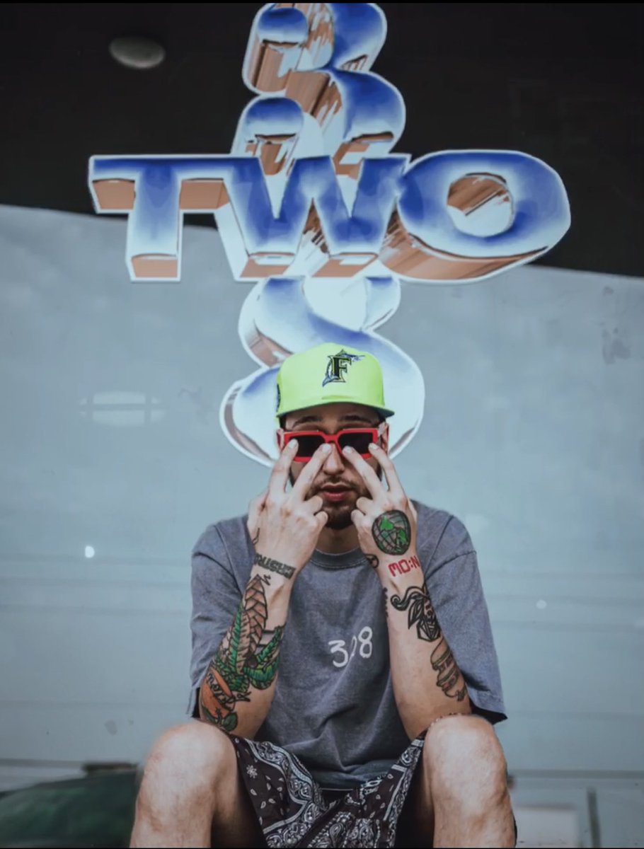 MoreLessNation's tweet image. 📍FLA