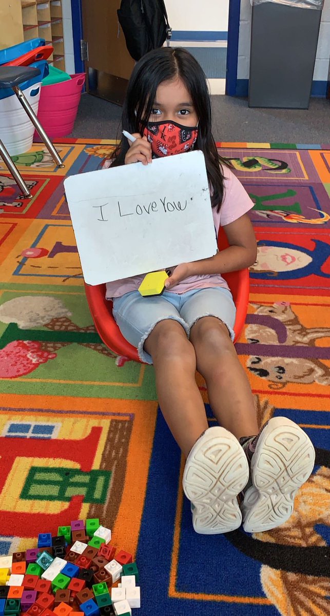 MeredithHudson1's tweet photo. We love math stations❤️💙🍎    Swipe for a sweet surprise #determineddragons #dumfriesstrong https://t.co/PE2G6VfzsY