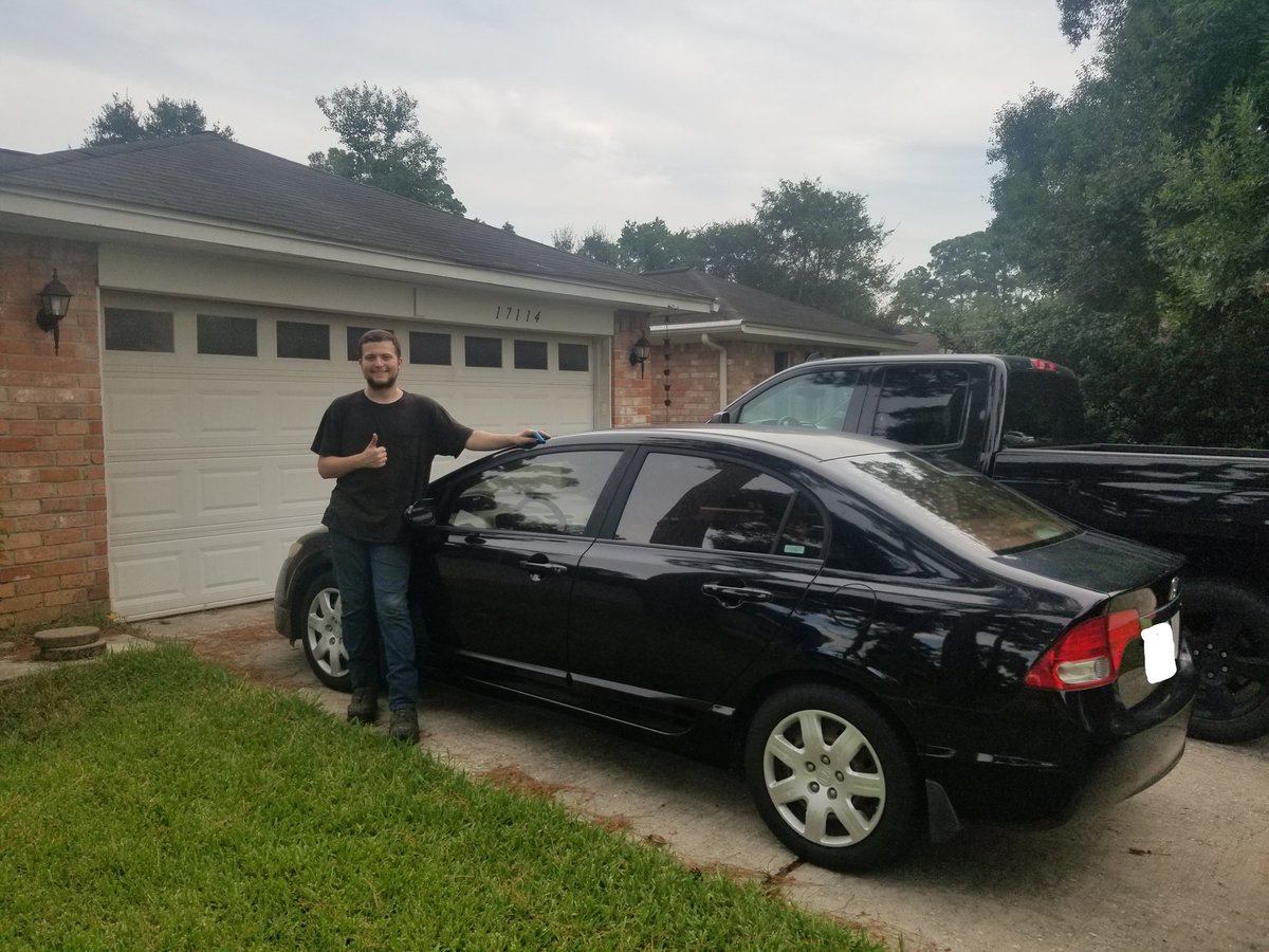 Brothermichae15's tweet photo. My parents and my grandparents bought me a car for my graduation gift! I am so grateful for this car, it will help me get around town. Thank you mom, dad, and grandma, and noggie! It's a 2009 Honda Civic. https://t.co/cZwbeS7p8I