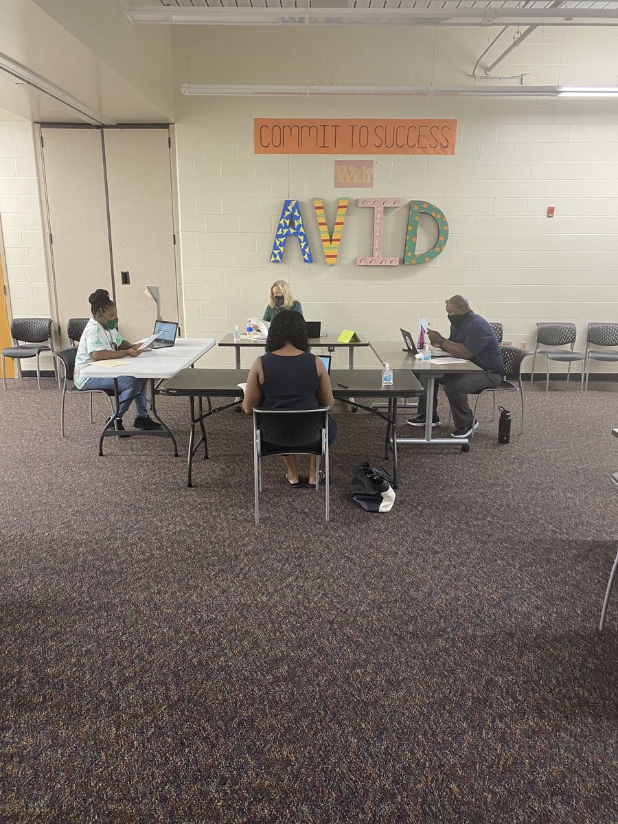 DrRichardGriff1's tweet photo. A huge shout out goes to the PREMIER ⁦@KMMPMPanthers⁩ teachers  &amp; administrators for analyzing data and the creation of a SWOT analysis in PLC meetings.  Huge data celebrations.  ⁦@RichlandTwo⁩ ⁦@Sabrina_suber⁩ ⁦⁦⁦@DrBennettR2⁩ https://t.co/0FV6vkgExS