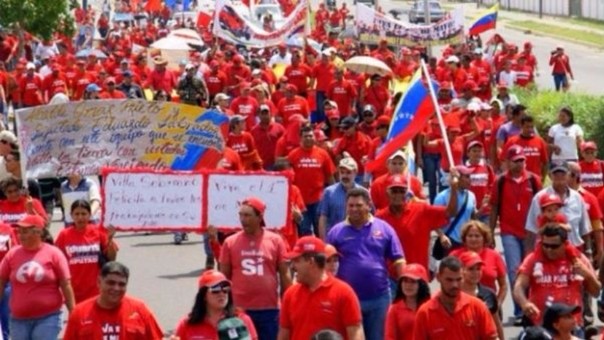 #VenezuelaProductiva #21nchavismounido <a href="/NicolasMaduro/">Nicolás Maduro</a> <a href="/ConCiliaFlores/">Cilia Flores</a> <a href="/gestionperfecta/">Carmen Meléndez</a> <a href="/dcabellor/">Diosdado Cabello R</a> <a href="/BonosSocial/">Bonos Protectores Social Al Pueblo</a> <a href="/CarnetDLaPatria/">Carnet de la patria</a> <a href="/ivssoficial/">.</a> <a href="/Mippcivzla/">mippci</a> <a href="/juancarlos05072/">juancarlos,SI ME SIGUE TE SIGO SI NO.NO</a> <a href="/josebarr2004/">José Barrios</a> <a href="/Josemk28501074/">Josemk</a> <a href="/vidabellav/">Cielo</a> <a href="/norelisacosta3/">🌺💜Norelis Acosta 🌺💜</a> <a href="/humbert32125524/">humberto briceño🇻🇪💯 (capitán)⭐⭐⭐ (Bomberos)</a> <a href="/arlcda1965/">💞🎄🎁🎂@nn@rjt@🎂⛄❄💞</a> <a href="/avelinosalazar7/">Andrés García 💛 ♿ 💙 ♿ ❤</a> ☕