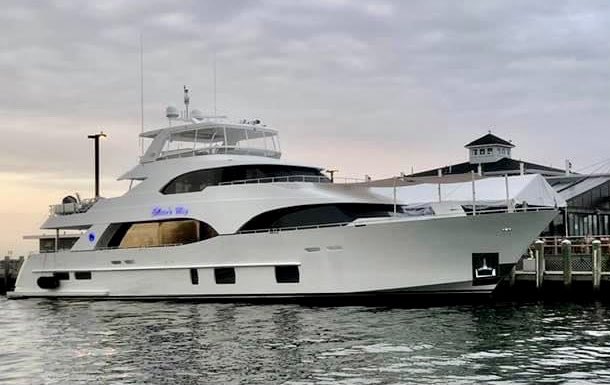 Captdav50's tweet photo. I found next Boomer and Gio boat party boat. Just saying…. #boomerandgioboatparty @7BOOMERESIASON @GioWFAN @WFANmornings https://t.co/TsUGFVn8Fl