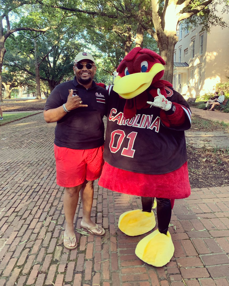 kendrick_reed's tweet photo. Blinked and it had already been 2 months at @UofSC! Proud to work at such a special place! Here’s to many more months of making an impact! #UofSC #GoCocks #HigherEdPro https://t.co/OMUgsc1XHS