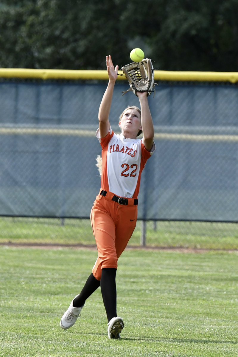 laramiller78's tweet photo. @PCSoftball3 @PCHSAthletics1 https://t.co/rsq3yAZ6ZV
