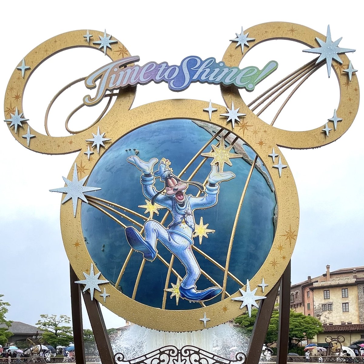 Shunsuke Auf Twitter アクアスフィア周辺に東京ディズニーシー周年のデコレーションが飾られています グーフィー T Co Y3jvke4nwj 東京ディズニーシー周年 Tdr Now