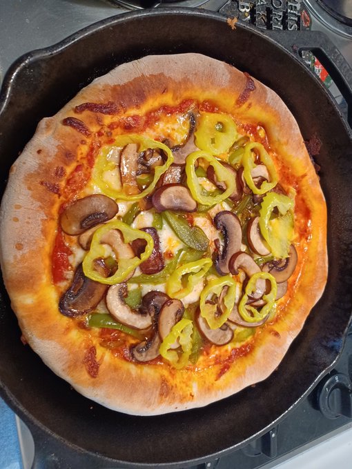 Pizza! 😋 https://t.co/i8rFpEW4ew<a href="/tag/booty"class="tags"><span>#booty</span></a><a href="/tag/panties"class="tags"><span>#panties</span></a><a href="/tag/phatbutt"class="tags"><span>#phatbutt</span></a>