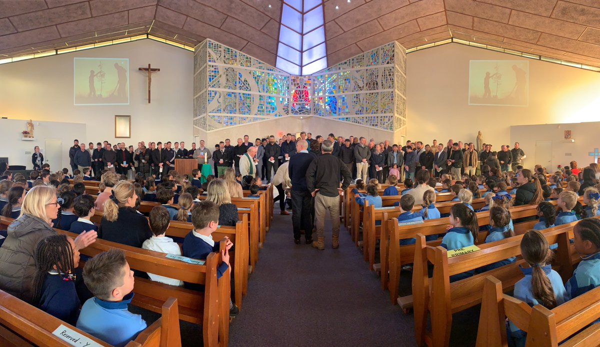 A wonderful Liturgy led by Y1 this morning celebrating all fathers and father figures. Thank you to all who were able to attend such a brilliant service!🥰
#Shinethroughdisovery #Maristfamily #Celebrate
