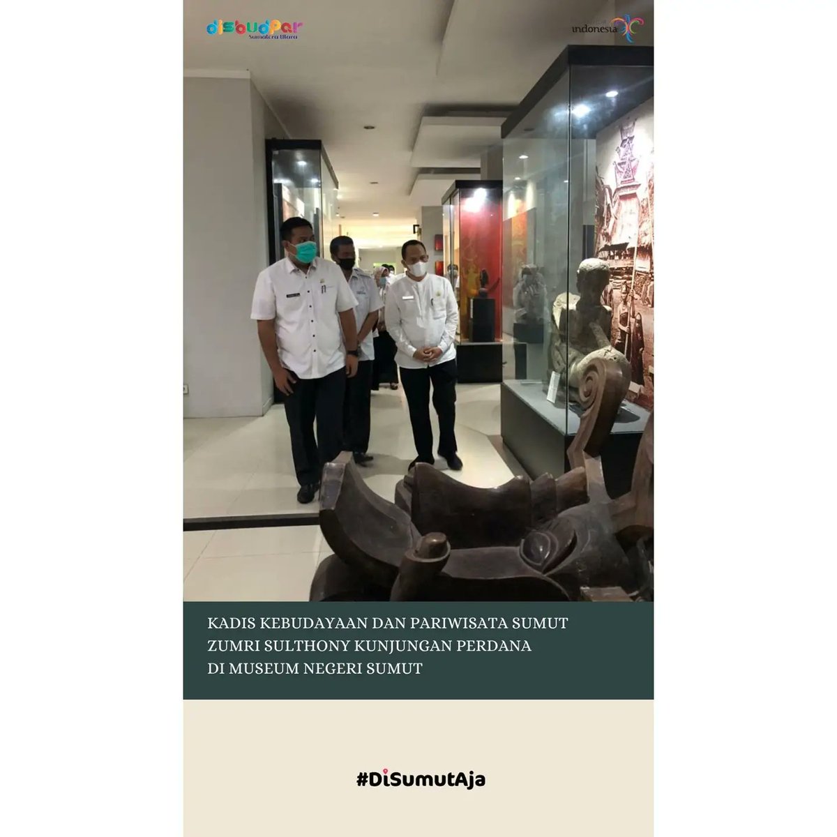 Kepala Dinas Kebudayaan dan Pariwisata Provinsi Sumatera Utara Zumri Sulthony S.Sos., M.Si. didampingi Kepala UPT Museum Negeri Sumatera Utara Rachmat Hadi Saputra Harahap saat melakukan kunjungan kerja perdana, 1 September 2021.

@museumsumut.official