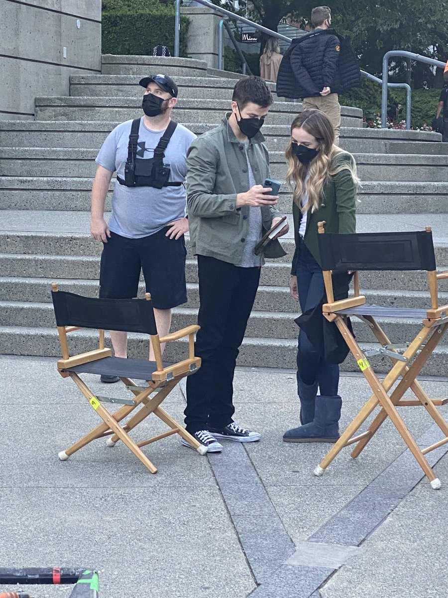 CaptCanuck66's tweet photo. Hey you wanna see a baby photo, #GrantGustin shows something to @dpanabaker while taking a break filming. And always #Covid safe people wear your mask 😷 it helps slow the spread. Share if you want and give credit if you want or not that’s ok enjoy 😉 https://t.co/Pa08mN63is