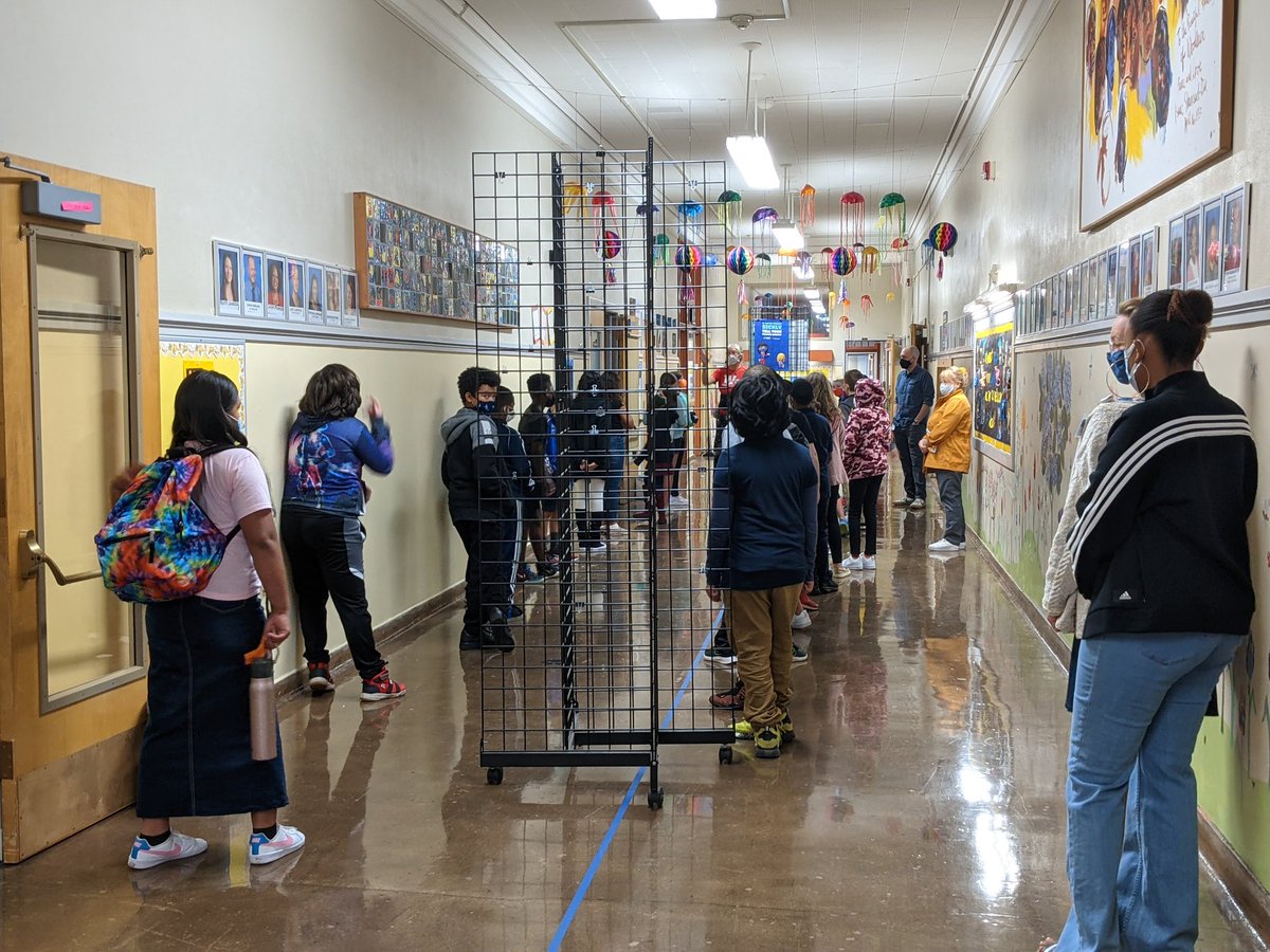 actionhero's tweet image. Welcome back @PPSConnect students and families! Happy to spend this morning on the first day of school supporting Woodlawn Elementary. #WildcatStrong #PPSLearningTech