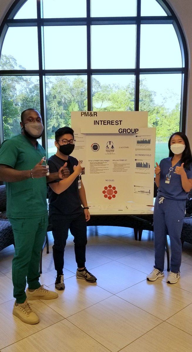 jennifer_ra_'s tweet photo. Had an amazing time with my Co-Founders Don and @harrison_chan_ introducing @ACOMEDU's 1st PM&amp;R Interest Group at our club fair! We had over 50 students join in 🎉🎉 Super excited to see what's in store for us this fall sharing and teaching more about #Physiatry #medtwitter https://t.co/vbmV2PqcFq
