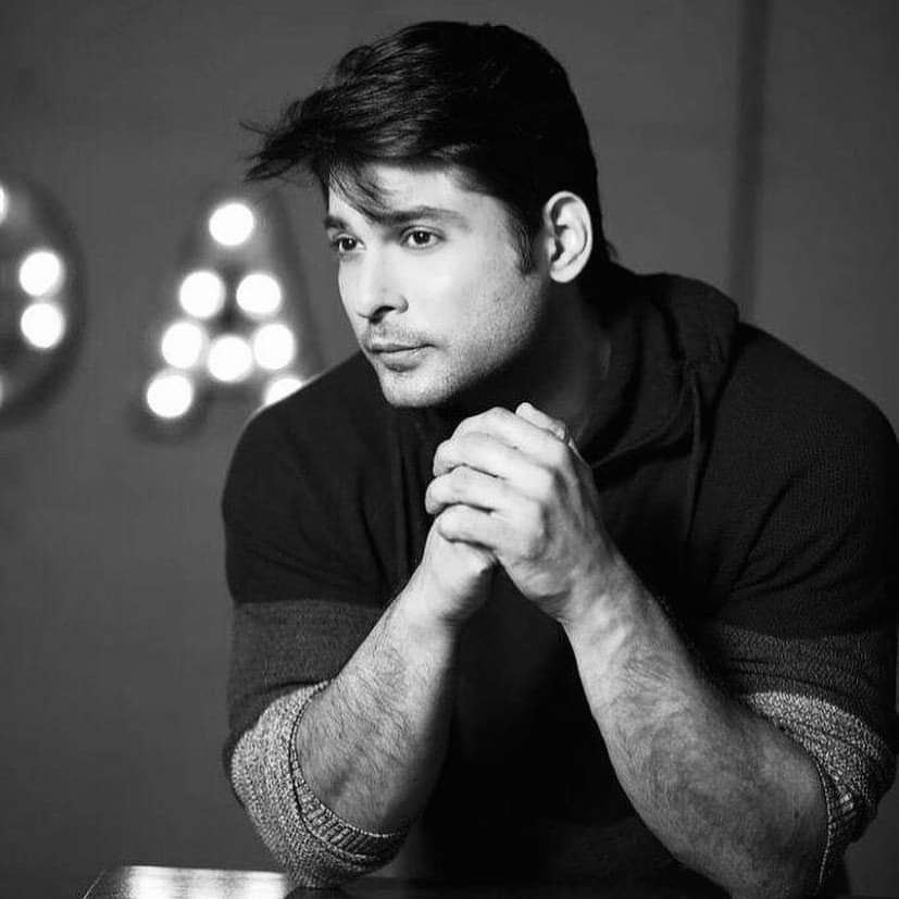 Priyank00978352's tweet image. Life’s a bitch 💔 soooo unfair💔💔💔💔💔💔
#sidhharthshukla #ripsidharthshukla