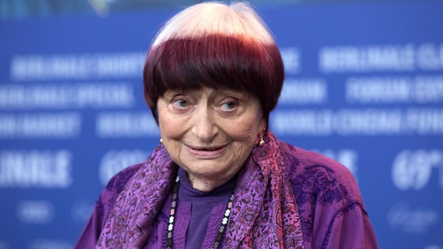 🔴🎬 Tu Dum ! Depuis hier, grâce à la complicité de <a href="/MK2/">mk2</a>, la plateforme Netfix propose de découvrir ou redécouvrir six films de l’icône Agnès Varda. Au programme : quatre classiques « Sans toit ni loi » ; « Cléo de 5 à 7 » ; « L’une chante l’autre pas » et « Les Plages d’Agnès »