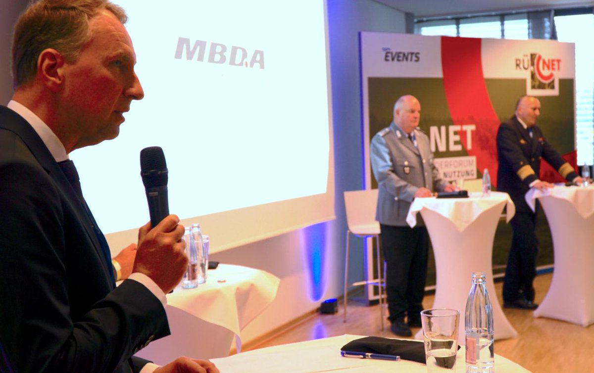MBDADeutschland's tweet image. Thomas Gottschild @byMBDA Geschäftsführer MBDA Deutschland spricht auf der #Rünet in einem Impulsvortrag über 5 Thesen zur Rüstung