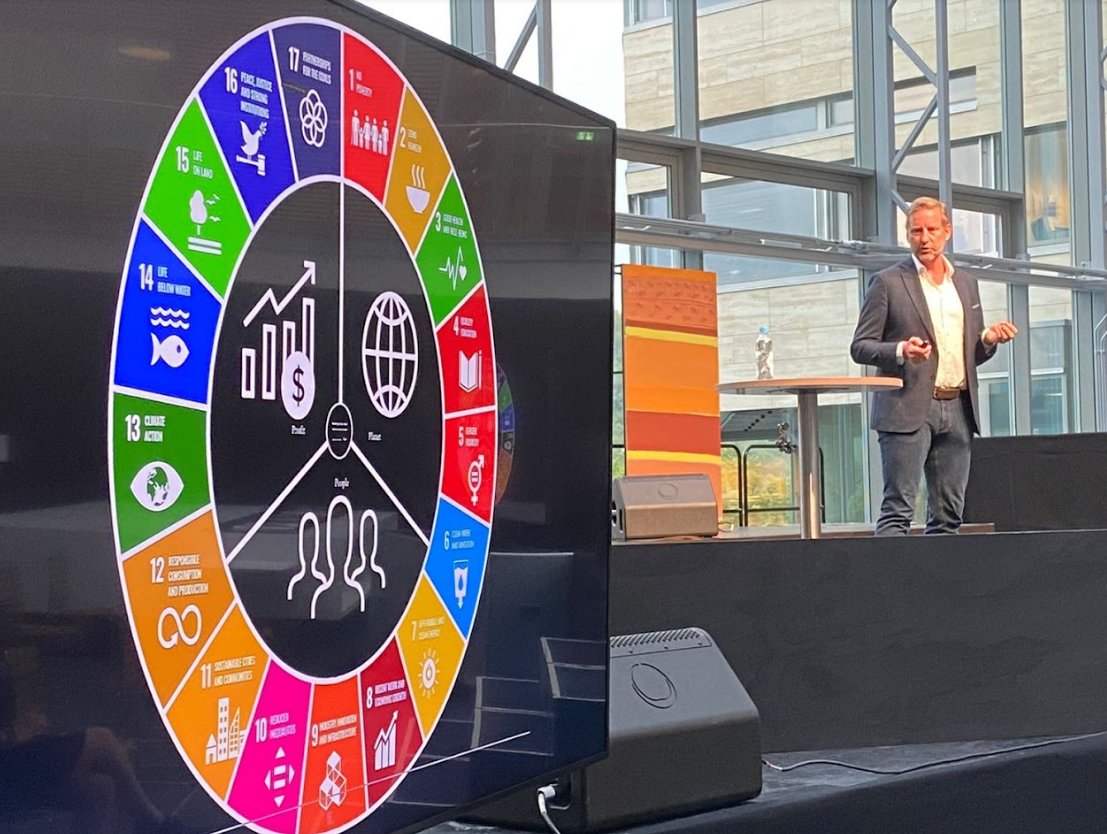 LearningSociTRD's tweet photo. #ScTrd works closely with partners to develop and deliver innovation for SDGs. At the North West conference we discuss how to 10x investment to deliver 100x climate neutral cities #Sdgs #Climateneutral @tweetsfromtnw https://t.co/afV8ZmI1i9