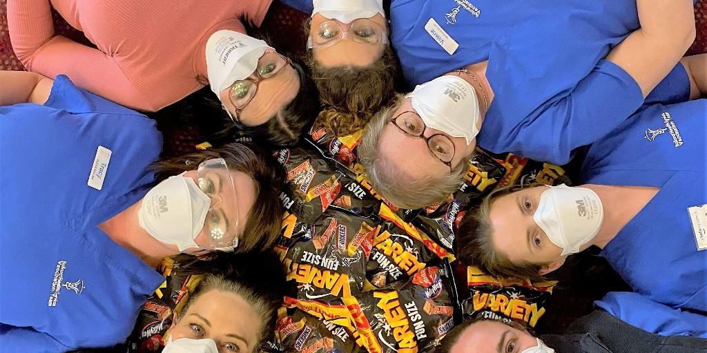 GrampiansHealth's tweet photo. How kind is our community! Thank you to the @Comm4Ballarat and Mars for arranging a special delivery of chocolates yesterday for our wonderful staff at the vaccination clinic.
For all donation enquiries, contact our Fundraising team: fundraising@bhs.org.au
#OurBHS #Ballarat https://t.co/nj8KMtx2hM