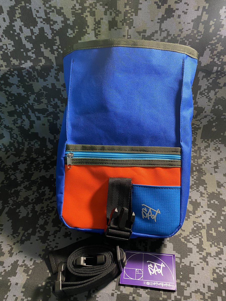 Este, y otros productos chingones, estarán a la venta con descuento este sábado en el aniversario de #spotcdmx 

En verdad, gracias a todos por su buena vibra 🔥🚲🔥