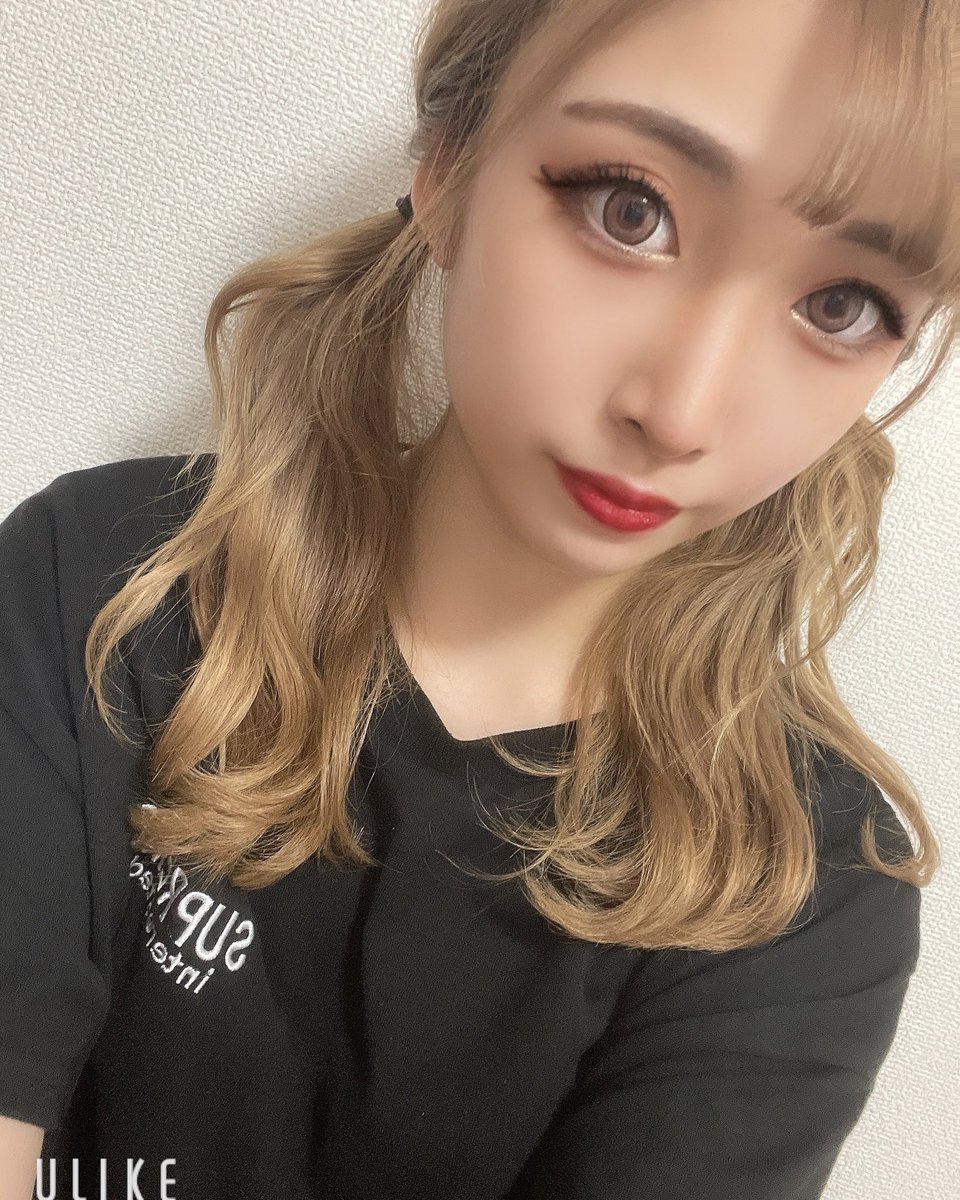 bar_fullmoon's tweet photo. タトゥー担当　あすな🐨🖤

入店日　2021年7月30日

趣味　最近はYouTuberの動画を見ること

特技　チアリーディングできます！

好きな食べ物　お寿司と肉！

好きな音楽　クラブMUSIC(EDM)

新人のあすなです！
好きでな演目披���できるように只今練習中です！是非会いに来てください😘 https://t.co/TRa4oqh0Zp