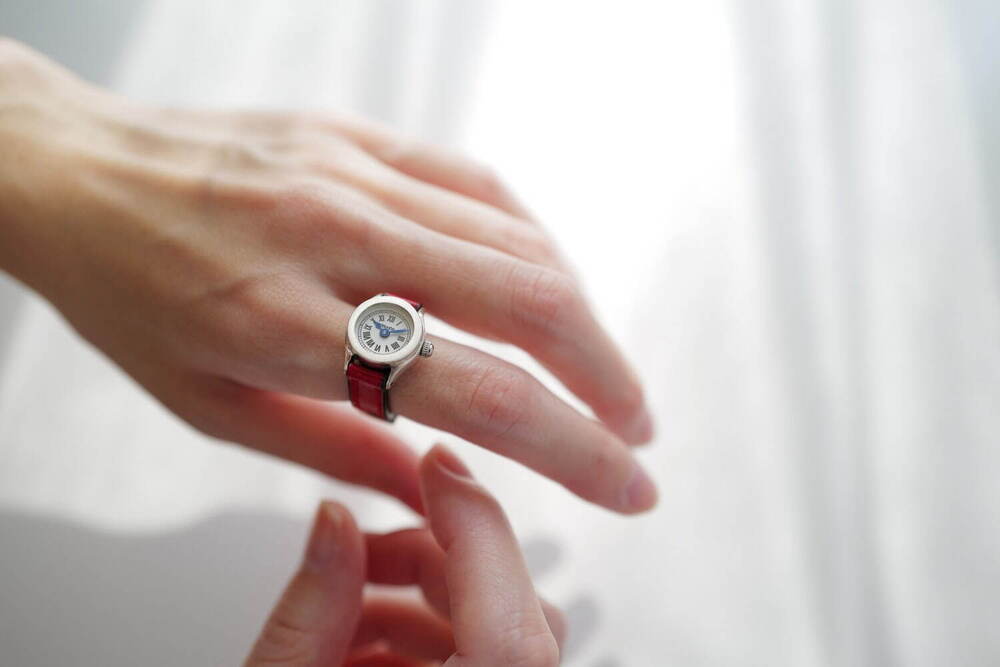 Moco Moco Watch Twitter