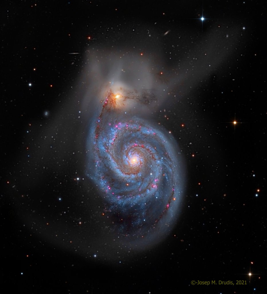 HelphyrKlub's tweet photo. M51: The Whirlpool Galaxy via NASA https://t.co/Z3J0e17Uk4 https://t.co/ggBUJ4FWpr
