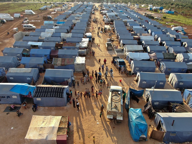 reliefweb's tweet photo. As a camp manager, how do you ensure that the camp population enjoys equitable access to their human rights? Find out by watching the recording of @PHAPassociation and @CCCMCluster's webinar which introduces the draft #campmanagement standards https://t.co/ECudH3M0zj 

📷: OCHA https://t.co/ncUpebK0gy