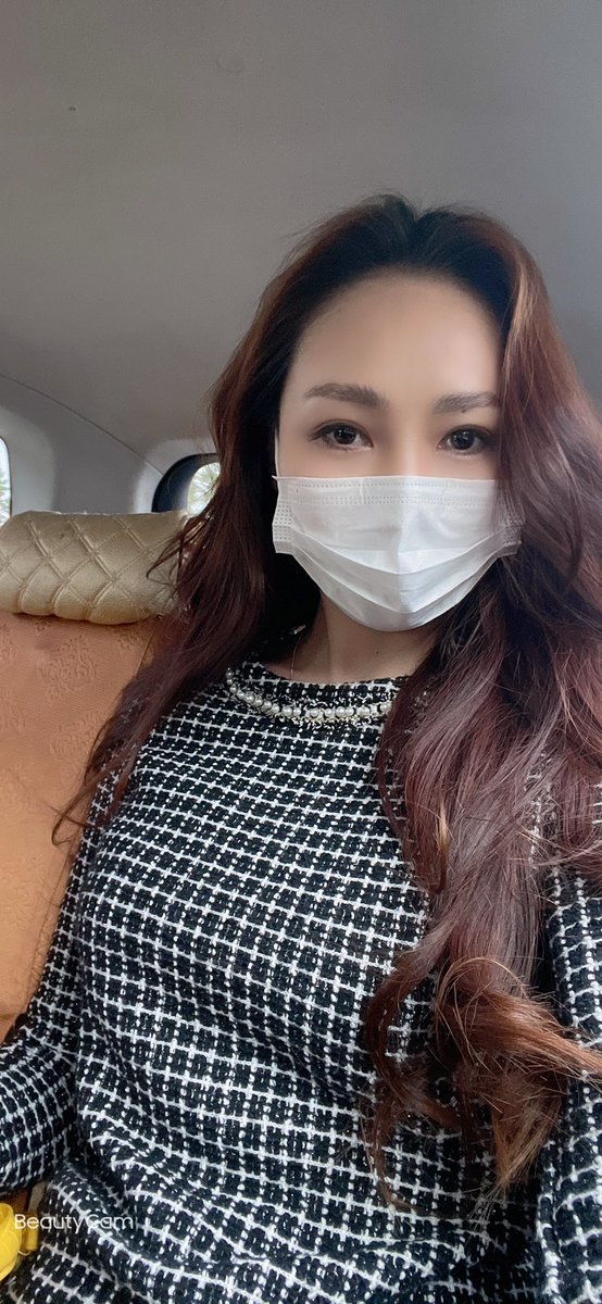 -хүүхэдээ сургуульд оруулахын тулд яагаад авилгал өгөх ёстойг
 бизнес эрхлэх улсад татвар төлөх зөвшөөрөл авахын тулд яагаад авилгал өгөх ёстойг эмнэлэгт эмчлүүлэхийн тулд хүртэл яагаад танилруугаа залгах ёстойгзаавал танил хайж бүх ажилаа бүтээх учиртайг би үнэхээр ойлгохгүй бна