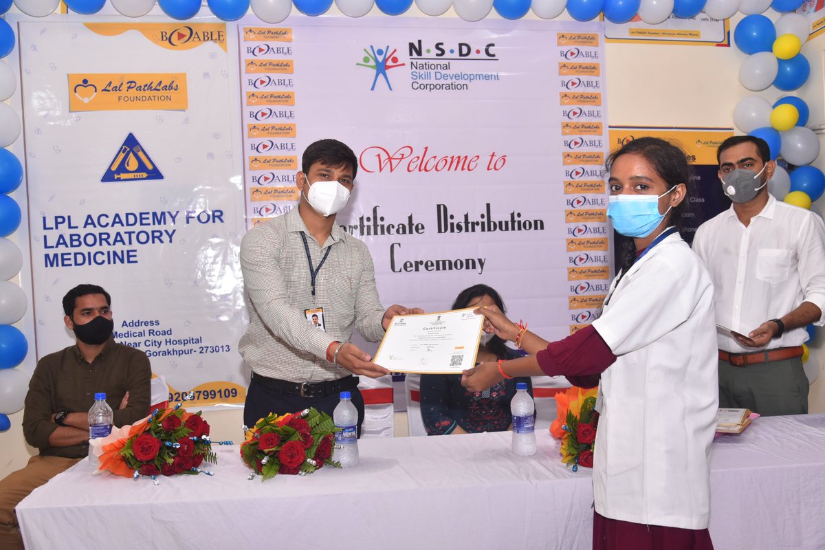 BABLEINDIA's tweet photo. @BABLEINDIA congratulates the youths for diligently completing a 3-month training program of Phlebotomy Technician under the @lalpathlabs program at Gorakhpur, Uttar Pradesh. Our proud team organized a Certificate Distribution Ceremony to felicitate the aspirants.
#skilledindia https://t.co/OOBwru0HUL