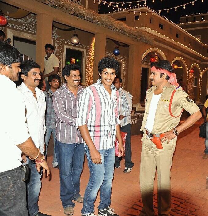 SamVegesna's tweet photo. Happy Birthday to one and Only Powerstar of indian Cinema Powerstar🌟Pawankalyan garu❤️💥 #HappyBirthdayPSPK #HappyBirthdayJanasenani #HBDJanaSenaniPawanKalyan #BheemlaNayak https://t.co/9ujywZ7D8o