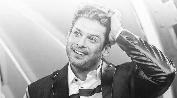 dinesh_chauhan's tweet image. Shocked to hear the News of Such a young Handsome, Dynamic actor&apos;s demise.

My heartfelt condolences to the family, friends, and fans of #SiddharthShukla. 

ॐ शांति...💐🙏🙏
#siddharthshukladeath