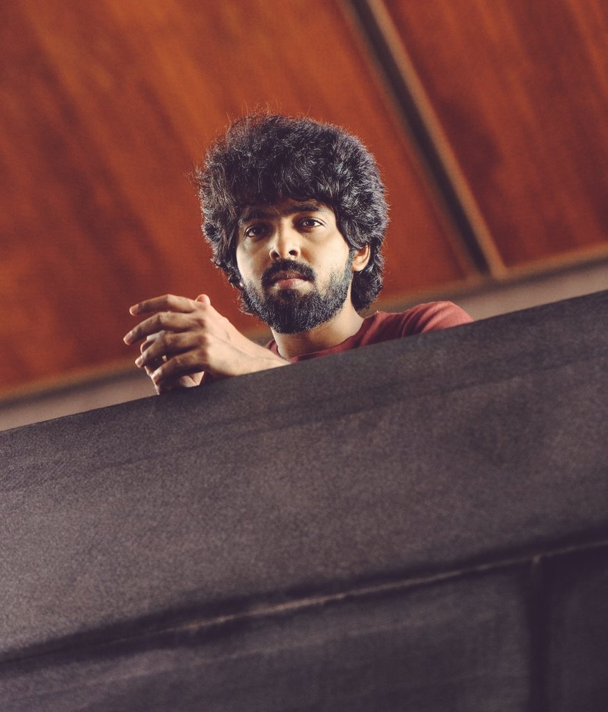 Swethaa_Vj's tweet photo. @gvprakash Lookuuuuuu Cute 🙈
Still Waitingggggg 
Thalaivans Reply 🥺 https://t.co/vliBdXF70W