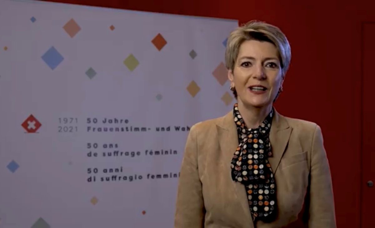 Bundesrätin Keller-Sutter lädt heute zur offiziellen Feier zu #50JahreFrauenstimmrecht im Bundeshaus ein. Der Anlass findet ab 17.30 Uhr statt und wird auch per Livestream übertragen : ejpd.admin.ch/ejpd/de/home/a…