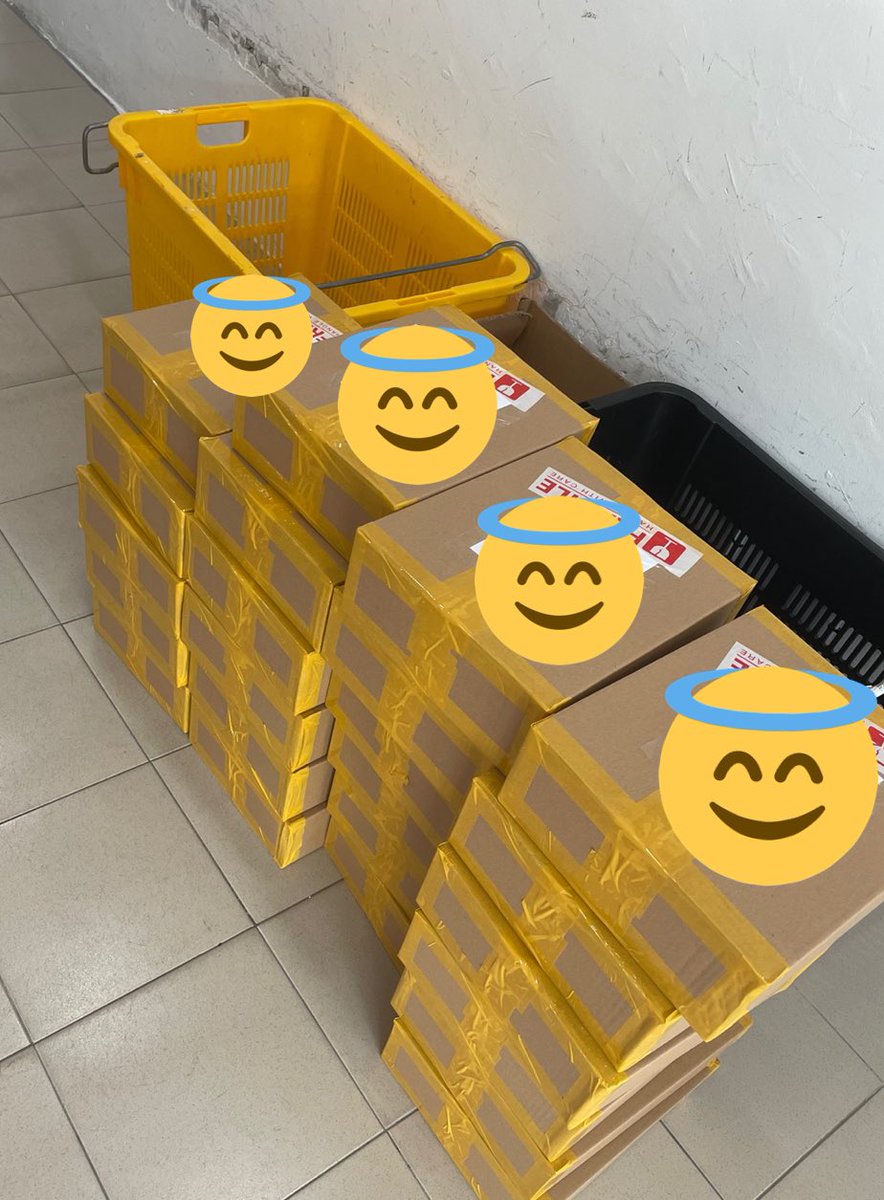 pruuwoojae's tweet image. #prupdates 
THE BOYZ THRILL-ING MMT GO
🎢Postage has been done just now!! 
🎢Last box has arrived 🇲🇾, going thru customs! 
🎢 Postage for the last batch will be continued after 7/9 as my friend has her exams!! She will try to pack asap! 
🎢Can dm if anything!❤️
