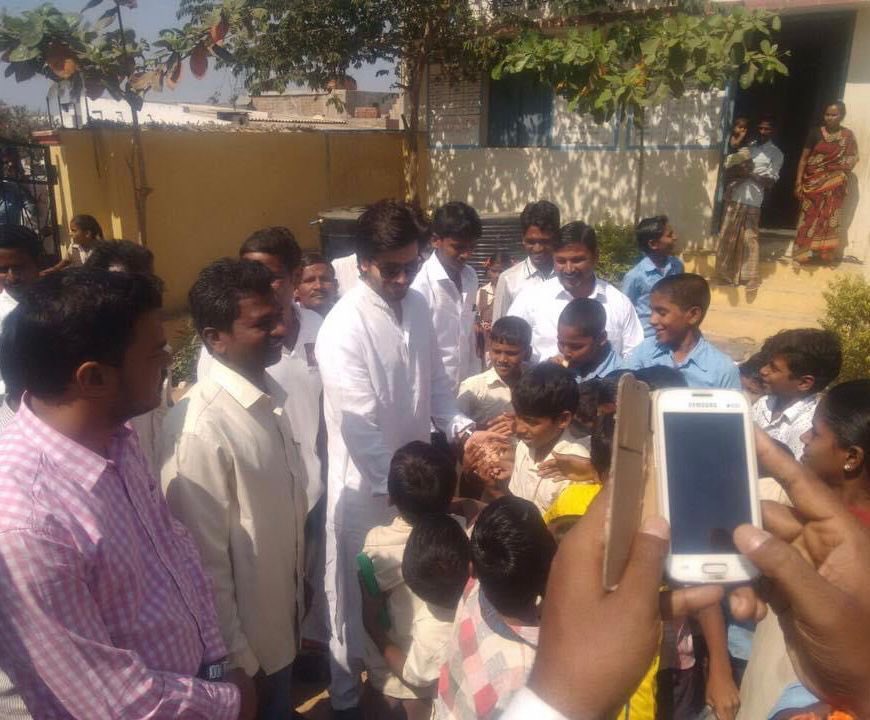 “An investment in knowledge pays the best interest” – Benjamin
Hothur foundation has been supporting 8 schools to promote the need for education and literacy. 

We ask you to help someone who is the need for education today.