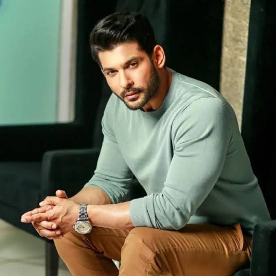 fernandesdrake's tweet photo. RIP, #SiddharthShukla.🤯🙏 https://t.co/MFQlsQfHUS