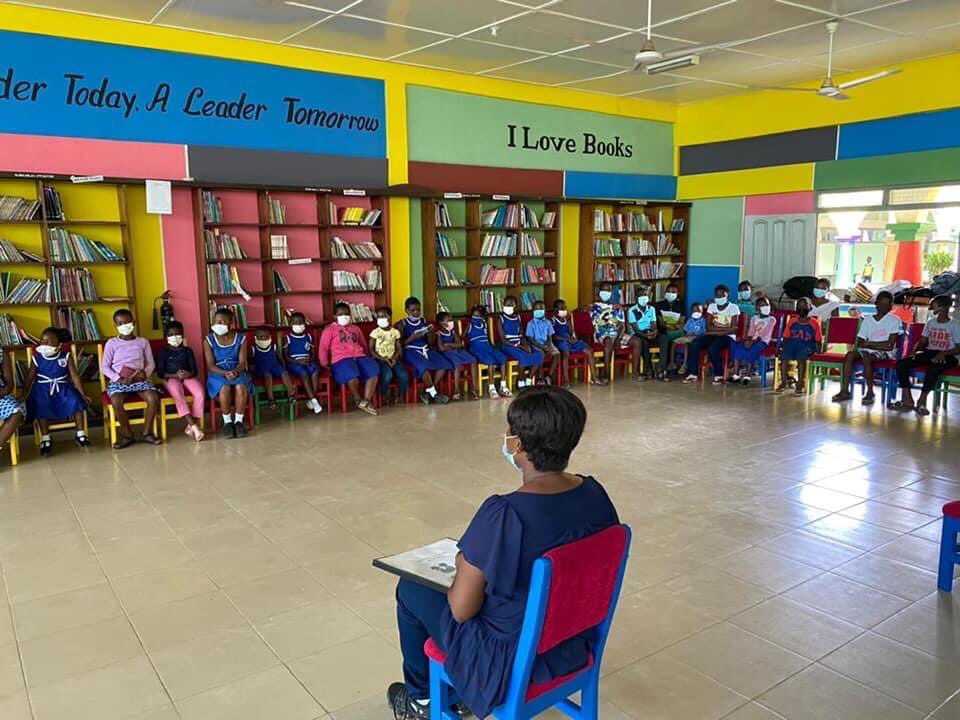 ghanalibraries's tweet photo. Our children’s libraries are ready to engage your wards this vacation. 

Do pass by for an unforgettable experience. 

#lbflibraryoftheyear
#2021yearofliteracy
#eliminatinglearningpoverty https://t.co/Iuy0C1tfpa
