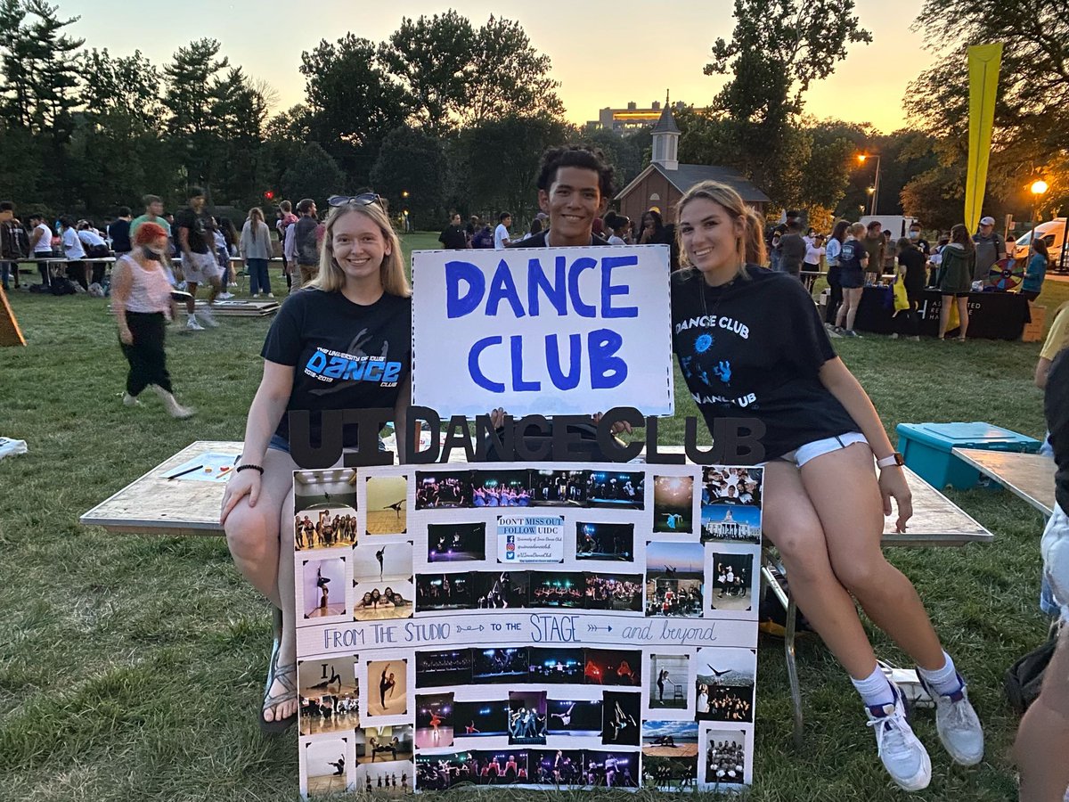 UIowaDanceClub's tweet photo. Thank you to everybody who stopped by our table at the Student Organization Fair! We got to meet SO many new faces last night, and we are all so excited for the year to kickoff!!

WHO’S READY TO DANCE??!! Classes begin in ONE WEEK!! 🥳 https://t.co/x6u5U3hEb7