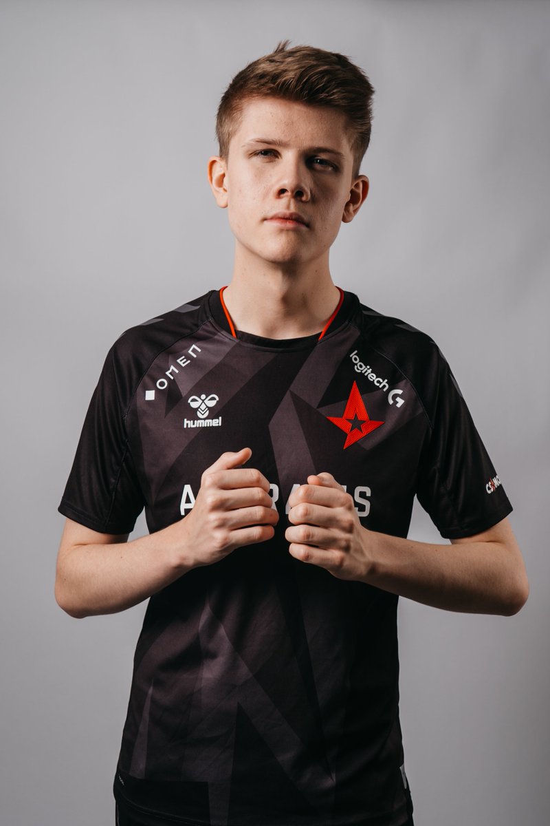 AstralisCS's tweet photo. Only 14 (½) days left until @BLASTPremier. While we wait, let's run another jersey giveaway.

All you have to do is:

 ♥️ Follow
🔁Retweet
✍️Reply with the number of BLAST trophies we've won

The winner will be drawn on September 6. 13.00 CEST.
#BLASTPremier https://t.co/aGF1hBuxhK