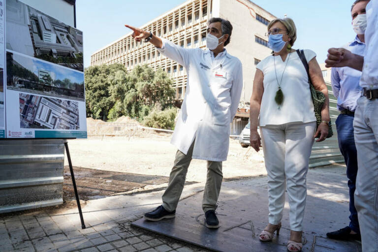 🔵Becsa y Edifesa logran el contrato para reformar las consultas externas del Hospital Clínico por 30 millones 

➡️bit.ly/3kM36XJ

✍️Por Xavi Moret