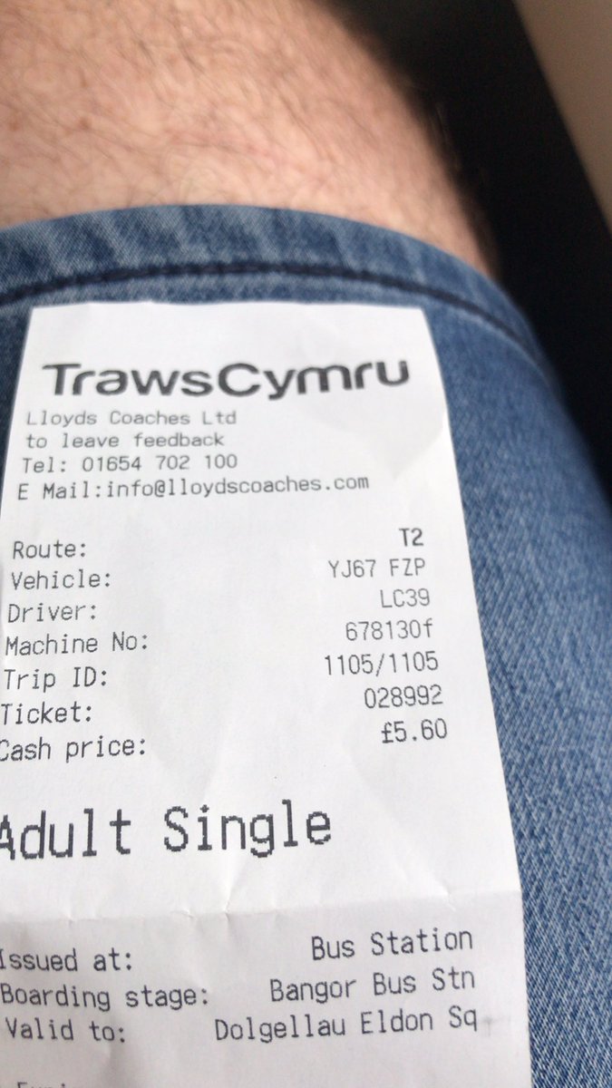 llanerchymedd's tweet photo. @LloydsCoaches I would like to thank the driver of the 11:05 from Bangor today to Dolgellau a very professional drive 02-09-2021 thank you so very much https://t.co/7HIGyWiHNj