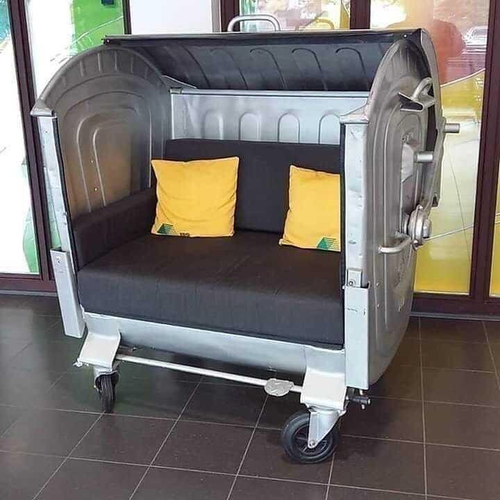 pksafetyuk's tweet photo. Well who would have thought a bin could look so comfy 😄
#waste #bin #recycling #upcycling #furniture https://t.co/lXssTt7YHl