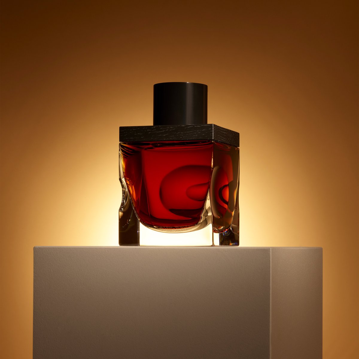 TimeforWhisky's tweet image. We’ve tried some well-aged malts before...but 80 Years Old? They don’t come much more special than that..

Read on for Martin’s tasting notes (and a whole lot more) on @gordon_macphail’s “Generations 80 Year Old from Glenlivet Distillery”, released today:

timeforwhisky.com/2021/09/tastin…