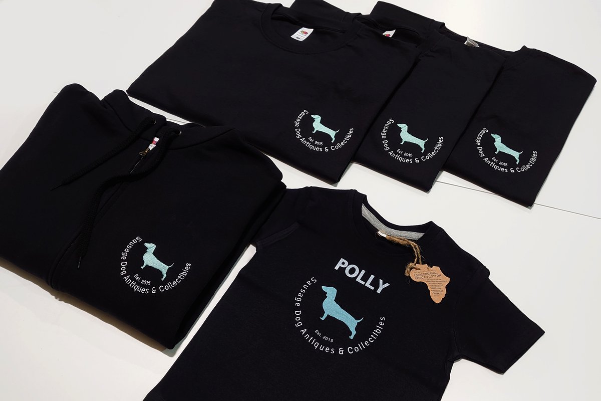 WizardEmb's tweet photo. Another #custombundle completed for #localbusiness - Sausage Dog Antiques and Collectibles - with a mix and match of both embroidery and print!
Embroidered t-shirts and hoodie completed with front left chest embroidery π§΅ and 2/3 year old custom printed tshirt ππ― https://t.co/K4lZ0YxzPI
