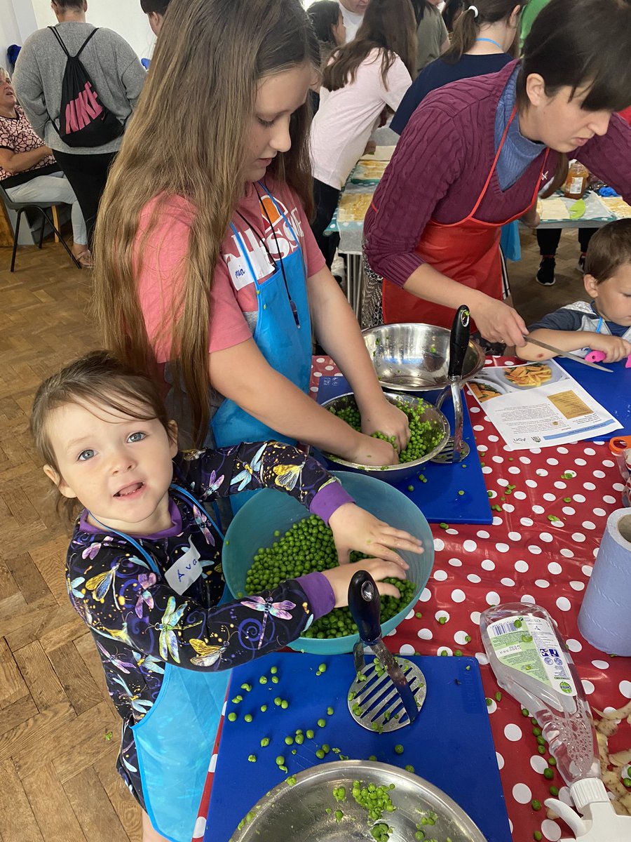 And that’s a wrap! Such a great end to 6 weeks of Good Grub Club’s! Huge thank you to all our volunteers and partners for your help with a summer of fab activities 🌞 <a href="/abrigroup/">Abri</a> <a href="/JadeconnieX/">Jade C</a> <a href="/HAFSouthampton/">Southampton Holiday Activities & Food Programme</a>