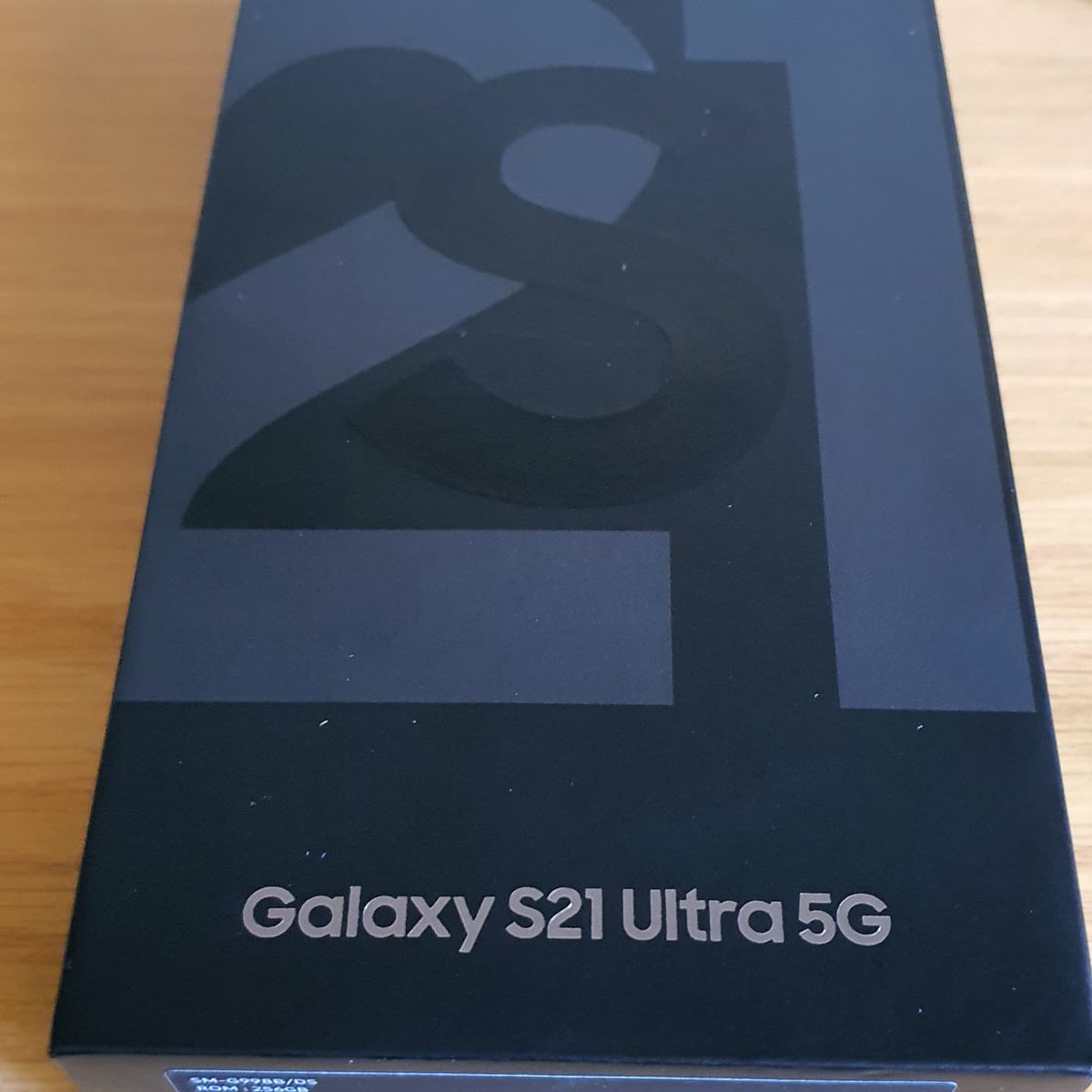 ArteryBlack's tweet photo. Boys and their toys. Busy setting up my new Samsung Galaxy S21 Ultra
Manne en hul speelgoed. Besig om my nuwe #samsung S21 Ultra op te stel.
#samsungs21ultra
You were good for me/
Jy was goed vir my #samsungnote10+
#yellowsummer https://t.co/bX9ri1ZEaV