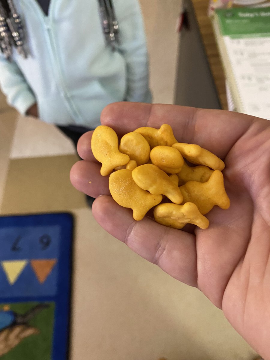 Miss_Stockel's tweet photo. I love my job. 
“What’s in your pocket?”
“…..nothing”
😂😂😂😂
#pocketsnacks https://t.co/pSL5IZWyUW